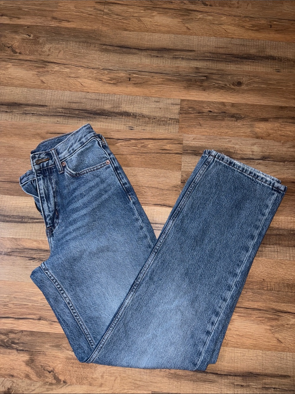 Aeropostale Light Blue High-Rise Baggy Jeans